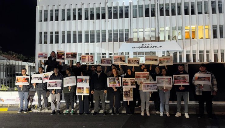 CTP Gençlik Örgütü Başbakanlık önünde vurguladı: “Direne direne kazanacağız”