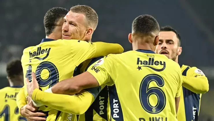 Fenerbahçe’de istifa sesleri  depremi! Kadıköy’de öfke dinmedi, taraftarlar arasında kavga çıktı