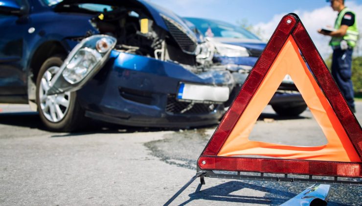 Trafik kazaları bitmek bilmiyor, meydana gelen 4 ayrı kazada 2’si ciddi 9 kişi yaralandı