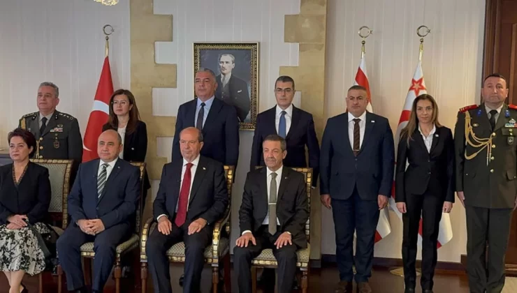 Ali Murat Başçeri güven mektubunu Cumhurbaşkanı Ersin Tatar’a sundu