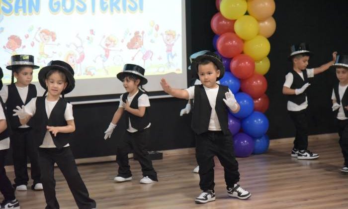 Harmancı “Fikri hür, vicdanı hür, irfanı hür bir gelecek sorumluluğumuz var”