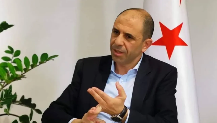 Özersay ” Türk limanları Kıbrıs Rum gemilerine açılacaksa, Kıbrıs Türk tarafına dönük olarak taşımacılık, seyahat ve benzeri konularda bir açılım yapılması şarttır ”