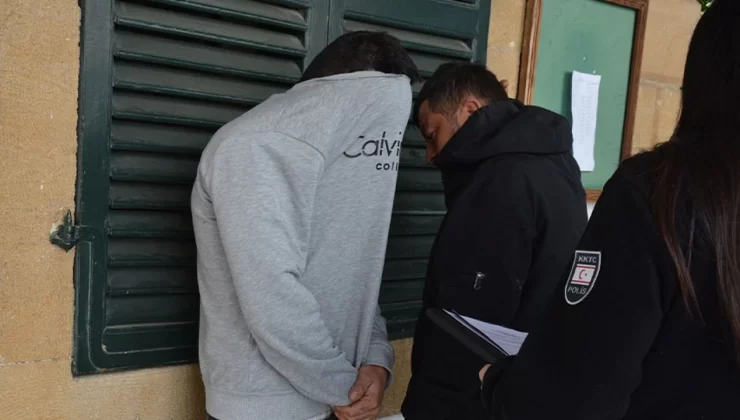 Girne – Değirmenlik Anayolunda araçlarında uyuşturucu tespit edilen 2 zanlıya, 3 gün tutukluluk verildi