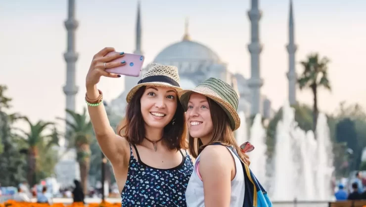 Türkiye’ye en fazla turist İran ve Rusya’dan geldi