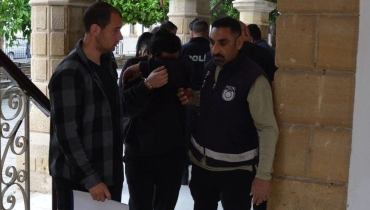Süratli araç kullandı başına iş açtı, polis tasarrufunda uyuşturucu tespit etti. 3 gün tutuklu kalacak