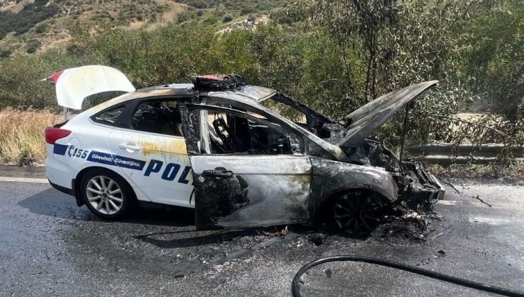 Girne’de seyir halindeki polis aracı yandı!