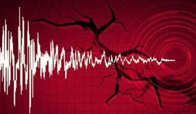 Ege Denizi’nde şiddetli deprem: Birçok ilde hissedildi