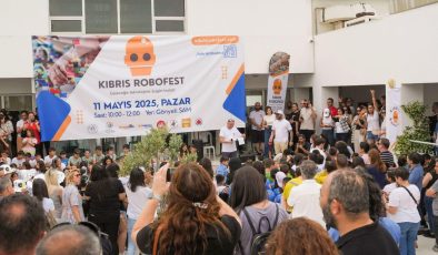 Amcaoğlu, Gönyeli-Alayköy Belediyesi’nin RoboFest 2025’in Gönyeli’de bilim, yaratıcılık ve coşkuyla gerçekleştirdiğini duyurdu.