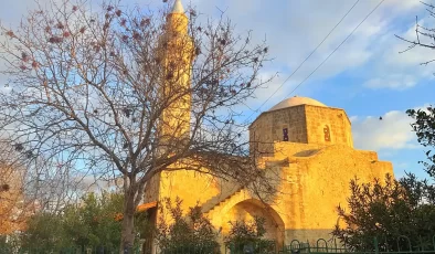 Timi’de (Ovacık) Kıbrıs Türk arazisine göçmen evi yapan Kıbrıslı Rumlara tahliye mektubu