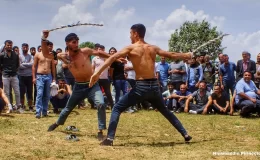 Diyarbakır’da ‘kırbaçlı’ gelenek: 1 hafta uyuyamıyorlar!