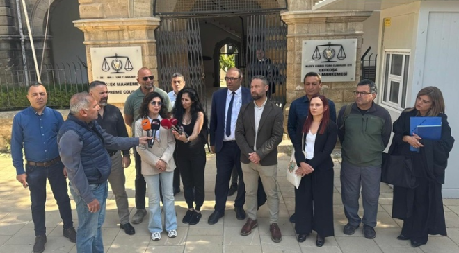 KTOEÖS ve KTÖS’ün Disiplin Tüzüğü’ndeki düzenlemeye ilişkin açtığı dava yarın. Sendikalar halkı yarın tek ses için mahkemeler önüne çağırdı
