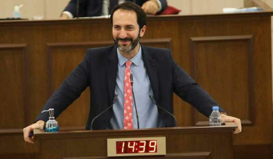 Armağan Candan, Güney Kıbrıs’a geçerken “Kıbrıs Cumhuriyeti” kimliği istendi,