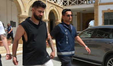 Kadına şiddet uygulamaktan vazgeçmeyen zanlı bukez kız arkadaşının ayak bileğini kırdı