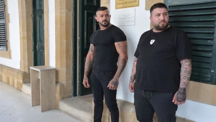 Bir kişiyi darp ederek, burnunu kıran ve kafa travması geçirmesine neden olan 2 zanlı teminata bağlandı
