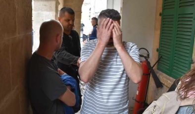 Tasarrufunda uyuşturucu tespit edilen Hüseyin Kaya’nın ikamet izni olmadığı belirlenince 3 gün tutuklu kalacak