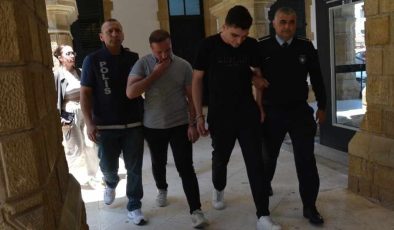 Sahte doktorlar 3 ay 15 gün ve 2 ay 15 gün hapis cezasına çarptırıldı