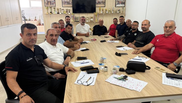 ANTRENÖRLERİ DERNEĞİ YÖNETİMİNDEN YENİ SEZON ÖNCESİ ÖNEMLİ KARARLAR   