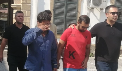 Ülkede ikamet izinsiz kaçak olarak kalmakta olan 5 kişi mahkemeye çıkartıldı. Zanlılara 5’er gün ek tutukluluk verildi