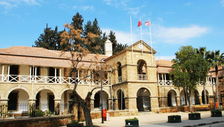 Asgari ücret davasında, ara emri vermeyen mahkeme, gerçek veri kullanımı zorunluluğu getirdi