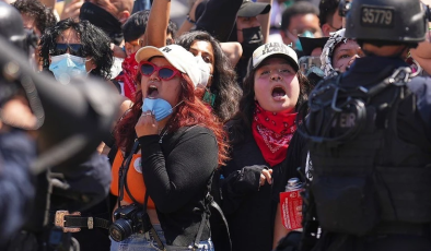Gösteriler şehir şehir yayılıyor: Los Angeles’ta sokağa çıkma yasağı ilan edildi.. Validen Trump’a veryansın