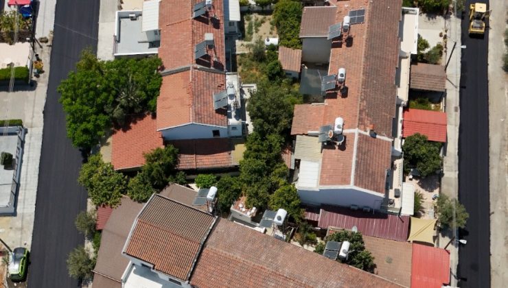 Başkent Lefkoşa’da, asfaltlama çalışmaları tüm hızıyla devam ediyor