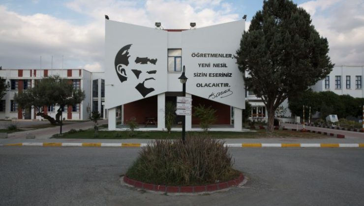 Atatürk Öğretmen Akademisi (AÖA), 2025-2026 Akademik Yılı Yazılı Giriş Sınavı başvuruları  başladı.