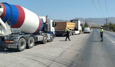 Polis bukez kamyonları sıkı denetime tabi tuttu