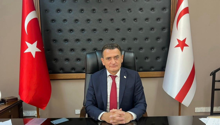 Bakan Dursun Oğuz: “20 Temmuz, Kıbrıs Türkü’nün karanlıktan aydınlığa yürüdüğü gündür”