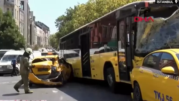 Beyoğlu’nda 9 aracın karıştığı zincirleme kaza: Yaralılar var