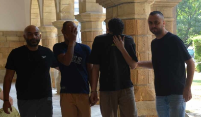 Uyuşturucu zanlılarından birinin okula devam etmediği diğerinin kaçak yaşadığı ortaya çıktı