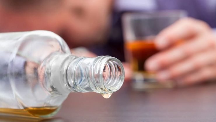 297 mlg. içki tesiri altında çevreye rahatsızlık veren şahıs tutuklandı