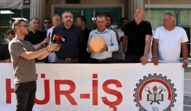 Hür-İş yaşananlar kabak tadı verdi diyerek “kabaklı” eylem gerçekleştirdi