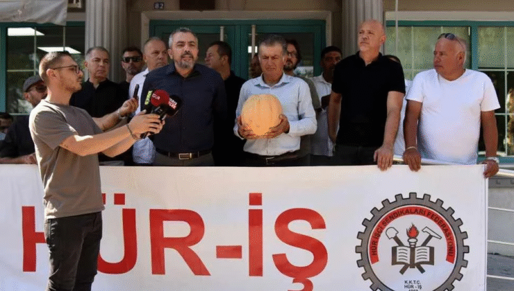 Hür-İş yaşananlar kabak tadı verdi diyerek “kabaklı” eylem gerçekleştirdi