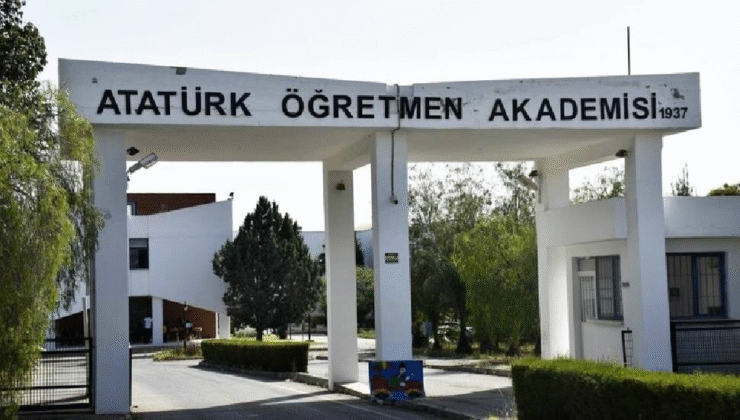 Atatürk Öğretmen Akademisi giriş sınavı yapılıyor