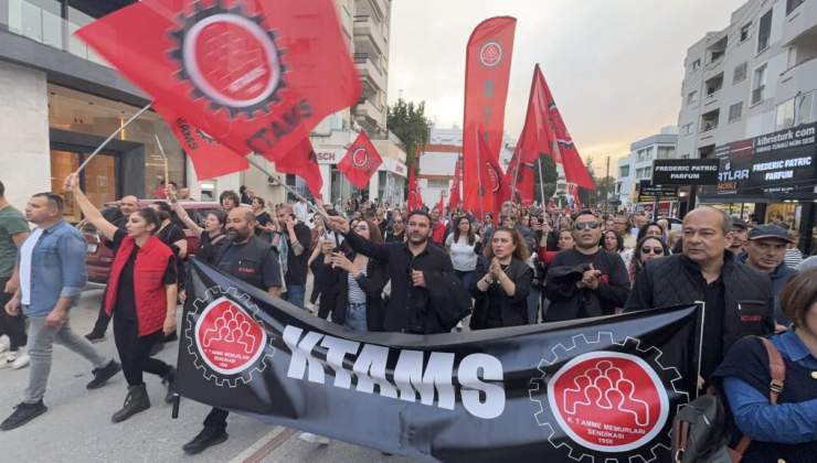 KTAMS bugün Mağusa Vergi Dairesi önünde olacak