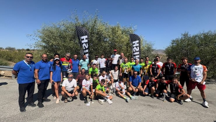 Pedallar Lefkoşa Çevre Yolun’da döndü ‘Yol bisiklet Şampiyonası’ yapıldı