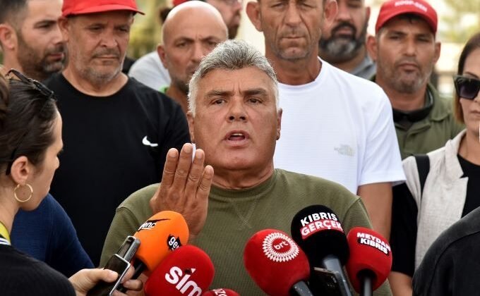 Mehmetali Güröz ” Maaşların ödenmemesi ve haklarının geri çekilmesine yönelik dayatma paketi kabul edilemez!”