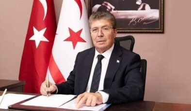 Başbakan Ünal Üstel'den Türkiye'ye muhtarların ziyareti için teşekkür
