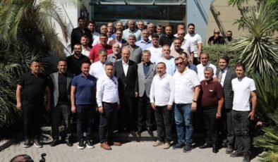 Hataylı iş insanlarından Tatar’a destek: Yaklaşık 30 bin Hataylı var, her açıklama tümümüzü kapsamaz