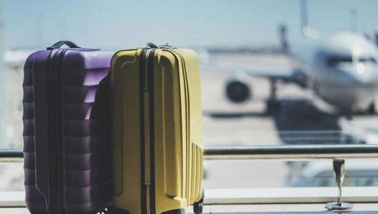 Havaalanında Valiz Hırsızlığı: 2 Kişi Tutuklandı