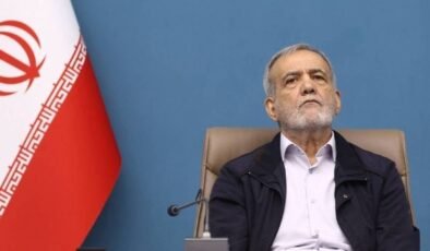 İran Cumhurbaşkanı: ABD'nin zenginleştirilmiş uranyumun tamamını teslim etme talebi 'kabul edilemez'