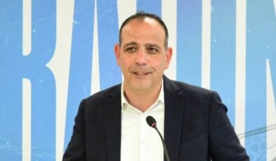Mehmet Harmancı: Güney Kıbrıs’ın bizi ittiği kenar hayırlı değil, işi bilen gelmeli