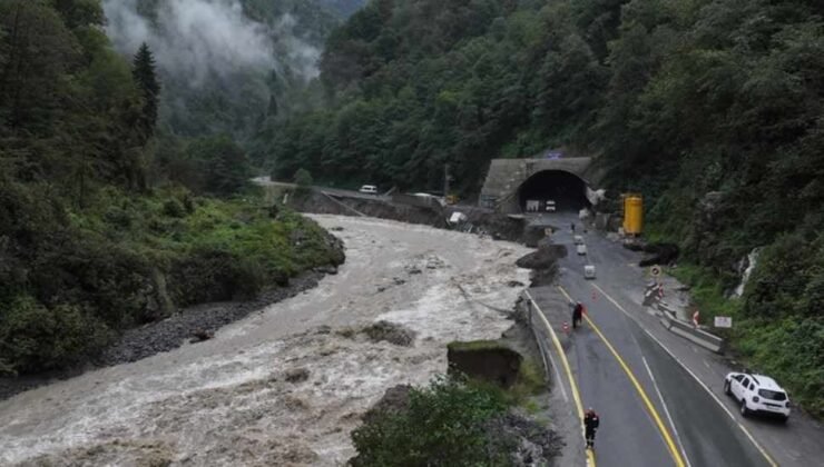 Rize'de selden etkilenen 17 kişi askeri helikopterlerle tahliye edildi