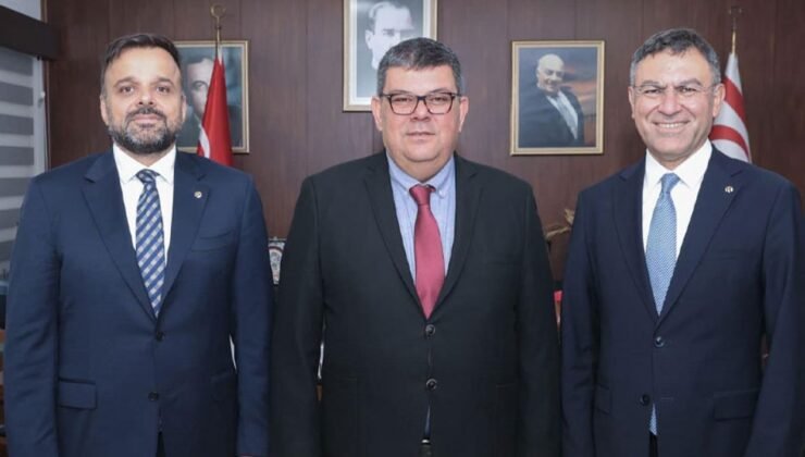 Turkcell Heyeti’nden Berova’ya Nezaket Ziyareti