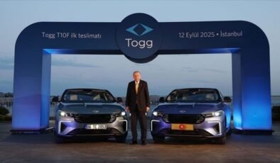 Türkiye Cumhurbaşkanı Erdoğan’a yeni model Togg T10F hediye edildi