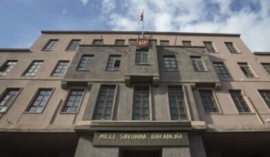 Türkiye Milli Savunma Bakanlığı: Rum kesiminin Ada'da dengeyi bozma girişimlerini izliyoruz