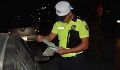 Ülke genelinde trafik denetimleri: 2 bin 517 sürücü rapor edildi, 366 araç trafikten men edildi!