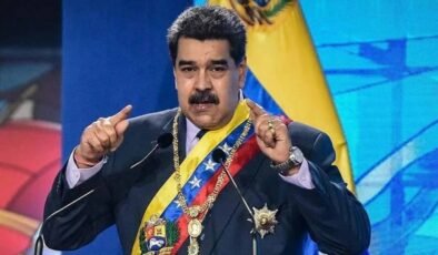 Venezuela Devlet Başkanı, olası bir ABD saldırısına karşı yetkilerini genişletiyor