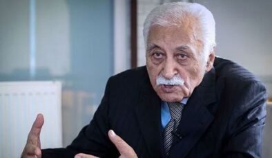 Yavuz Bülent Bakiler hayatını kaybetti