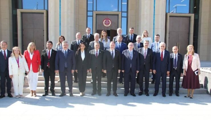 Akpınar'dan 'bir millet, üç devlet' mesajı